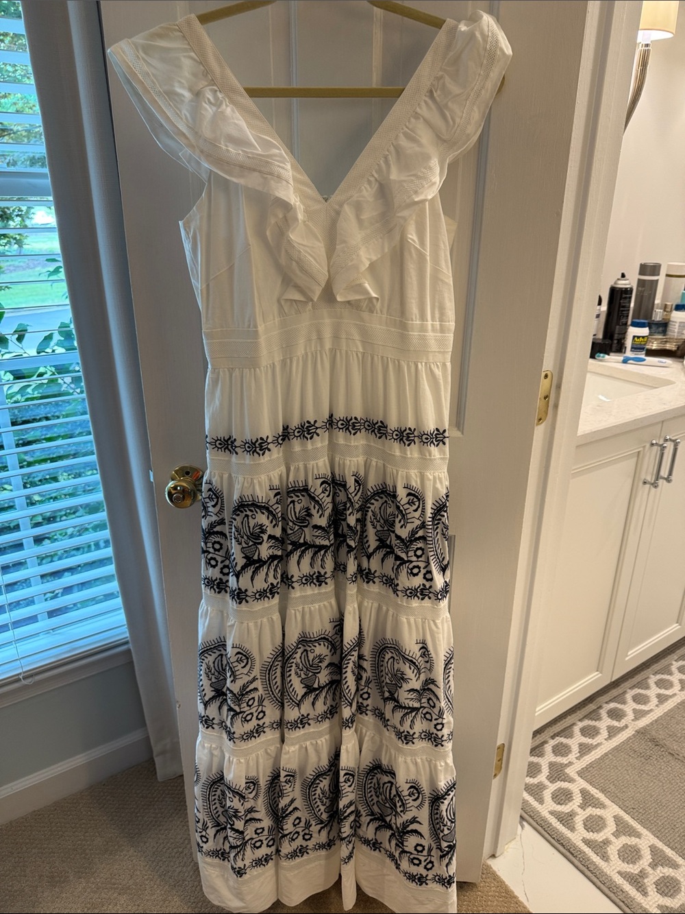 ANTONIO MELANI White Maxi Dress with Navy Embroidery and Ruffle V-Neck- size 8
